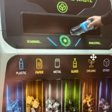 Imatge del recurs: The ecological waste machine